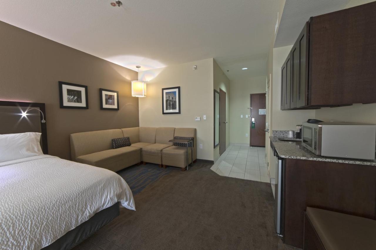 Holiday Inn Hotel & Suites Northwest San Antonio By Ihg Exterior foto